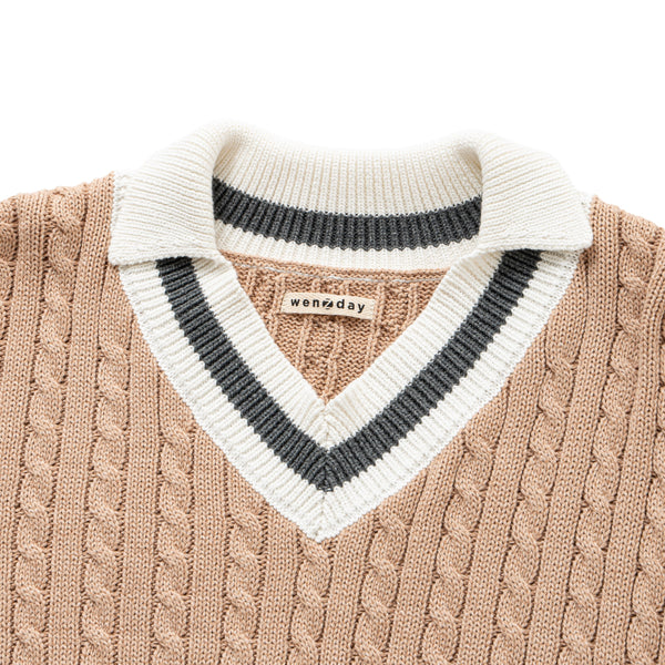 V NECK CABLE KNIT